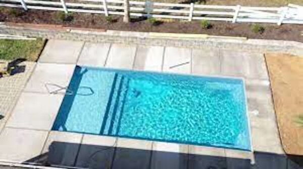 Vecking Pool Rectangle Pools - Fiberglass Pool - Viking Pools of Redding